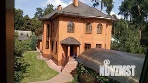 Дом 676м², 3-этажный, посуточно,