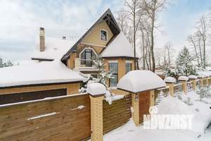 Дом 290м², 3-этажный, посуточно,