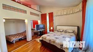 Дом 400м², 3-этажный, посуточно,