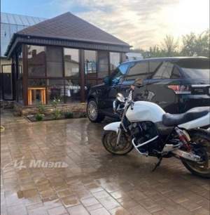 Дом 225м², 2-этажный, на длительный срок,