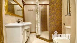 Дом 350м², 3-этажный, посуточно,