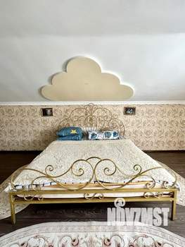 Дом 300м², 2-этажный, посуточно,