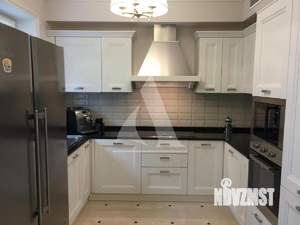 Дом 200м², 2-этажный, на длительный срок,