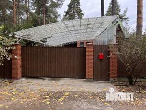 Коттедж 180м², 3-этажный, на длительный срок,