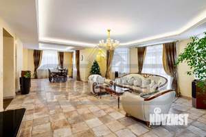 Дом 680м², 3-этажный, посуточно,