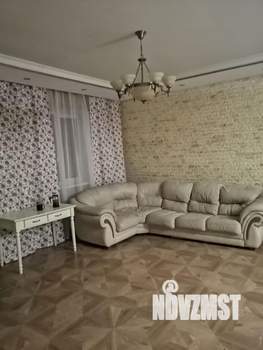 Таунхаус 352м², 4-этажный, на длительный срок,