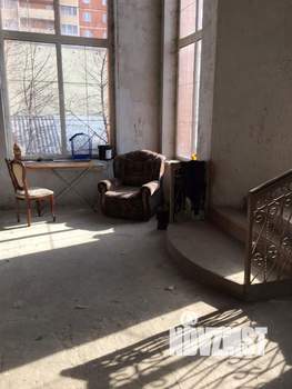 Дом 300м², 3-этажный, на длительный срок,