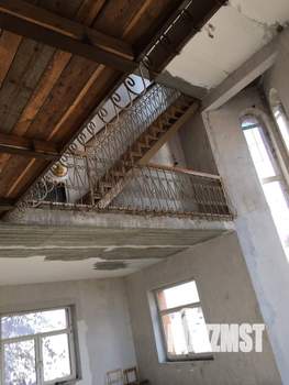 Дом 300м², 3-этажный, на длительный срок,