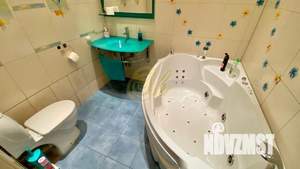 Дом 430м², 3-этажный, посуточно,