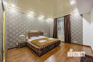 Дом 700м², 2-этажный, посуточно,