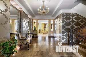 Дом 700м², 3-этажный, посуточно,