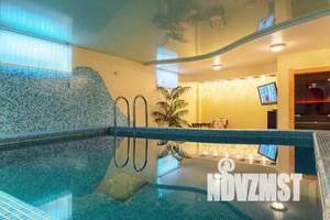 Дом 680м², 3-этажный, посуточно,