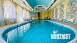 Дом 1000м², 3-этажный, посуточно,