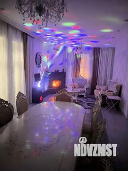 Дом 225м², 2-этажный, посуточно,