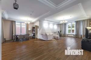 Дом 230м², 2-этажный, на длительный срок,