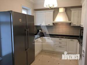 Дом 200м², 2-этажный, на длительный срок,