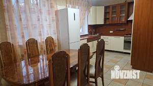 Дом 600м², 3-этажный, на длительный срок,