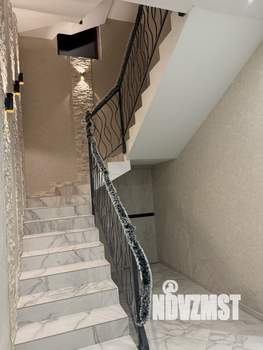 Дом 350м², 2-этажный, посуточно,