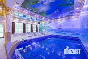 Дом 700м², 2-этажный, посуточно,