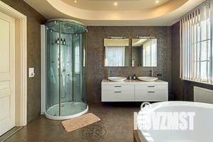 Дом 697м², 3-этажный, посуточно,