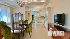 Дом 1000м², 3-этажный, посуточно,