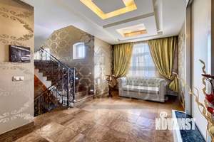 Дом 680м², 2-этажный, посуточно,