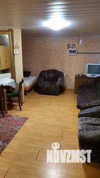 Дом 35м², 2-этажный, на длительный срок,