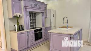 Дом 350м², 3-этажный, посуточно,