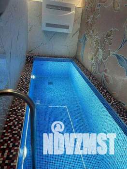 Дом 530м², 2-этажный, посуточно,