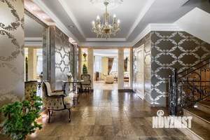 Дом 700м², 3-этажный, посуточно,