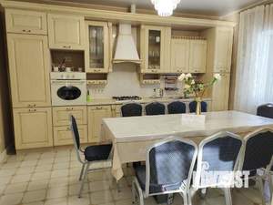 Дом 15м², 3-этажный, посуточно,