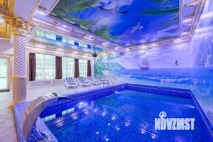 Дом 700м², 2-этажный, посуточно,