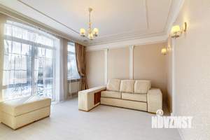 Дом 680м², 2-этажный, посуточно,