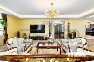 Дом 680м², 3-этажный, посуточно,