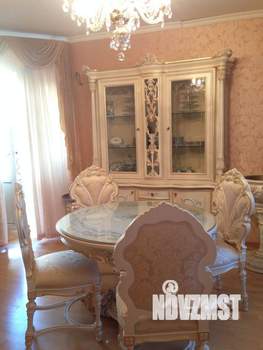 Коттедж 290м², 2-этажный, участок 6 сот.