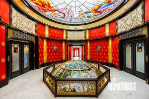 Дом 6961м², 3-этажный, участок 213 сот.