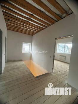 Дом 250м², 2-этажный, участок 6 сот.