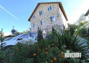 Дом 264м², 2-этажный, участок 5 сот.