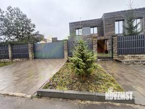 Дом 281м², 2-этажный, участок 9 сот.