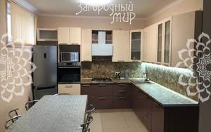 Дом 300м², 3-этажный, участок 8 сот.