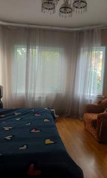 Дом 209м², 2-этажный, участок 8 сот.