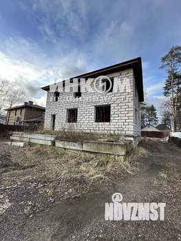 Дом 401м², 2-этажный, участок 10 сот.