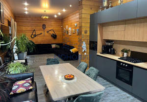 Дом 213м², 1-этажный, участок 10 сот.