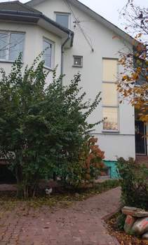 Дом 209м², 2-этажный, участок 8 сот.