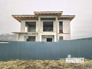 Дом 211м², 2-этажный, участок 6 сот.