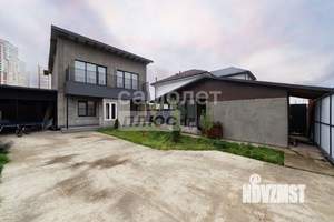 Дом 139м², 2-этажный, участок 4 сот.