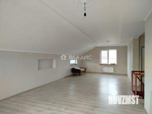 Дом 266м², 3-этажный, участок 4 сот.