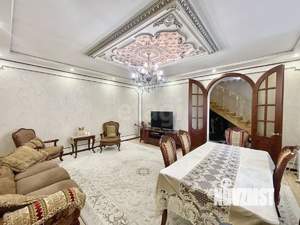 Дом 179м², 2-этажный, участок 11 сот.