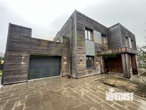 Дом 281м², 2-этажный, участок 9 сот.