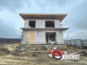 Дом 211м², 2-этажный, участок 6 сот.